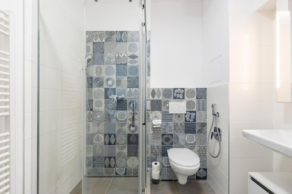 Stylish Next To President Palace Apartament *