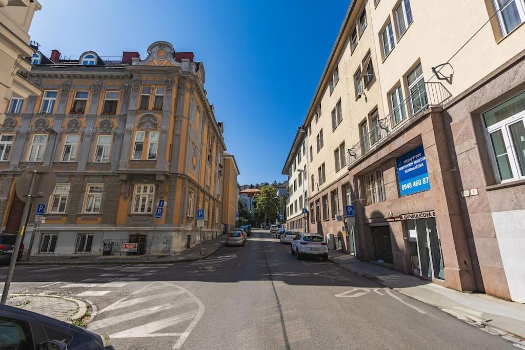 Stylish Next To President Palace Appartamento