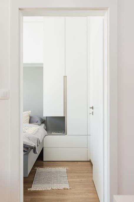 Stylish Next To President Palace *